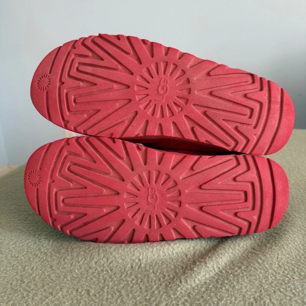 UGG Australia‎ Neumel Red Boots for Men, Size 11